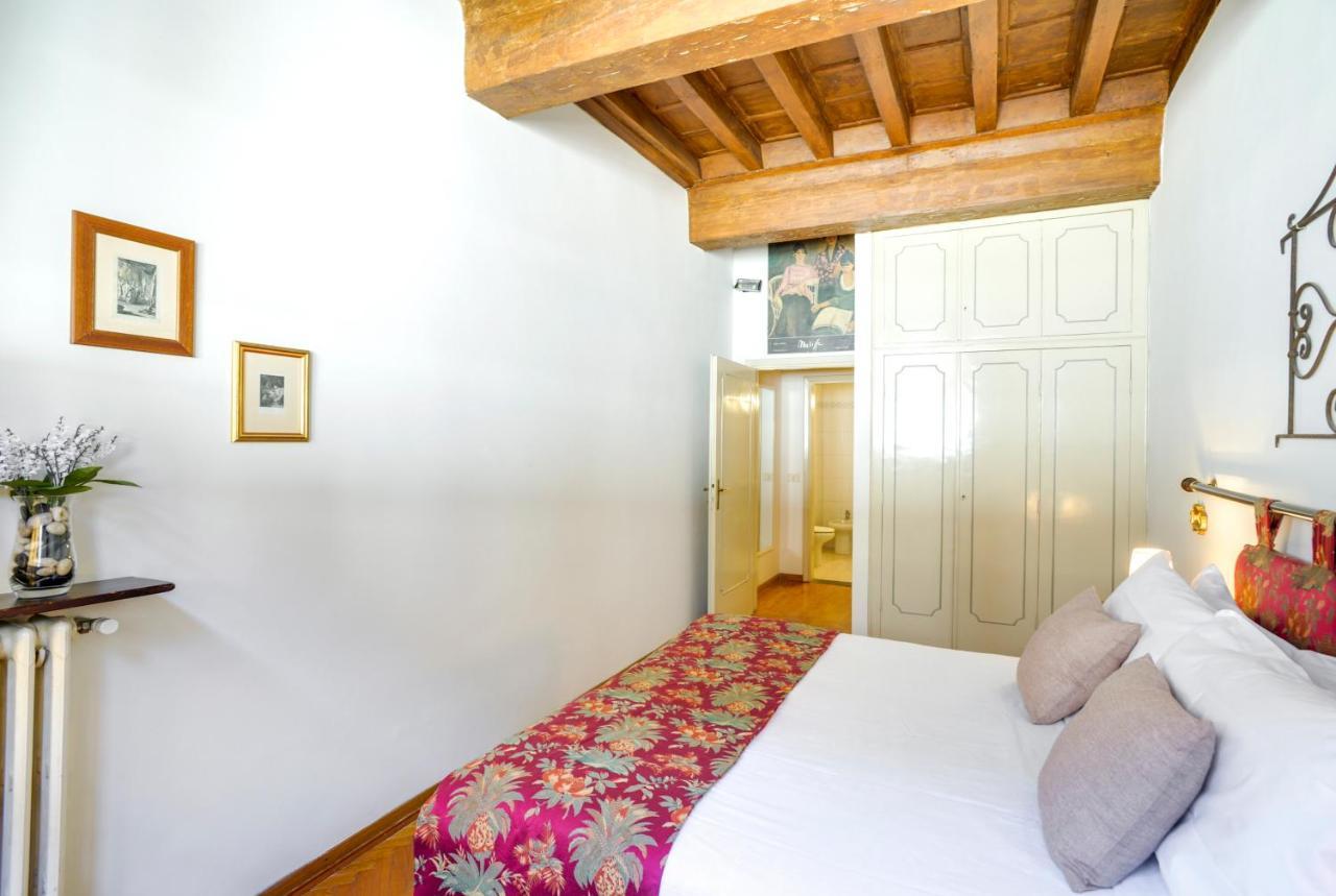 Mamo Florence - Palazzo Spinelli Apartment Bagian luar foto